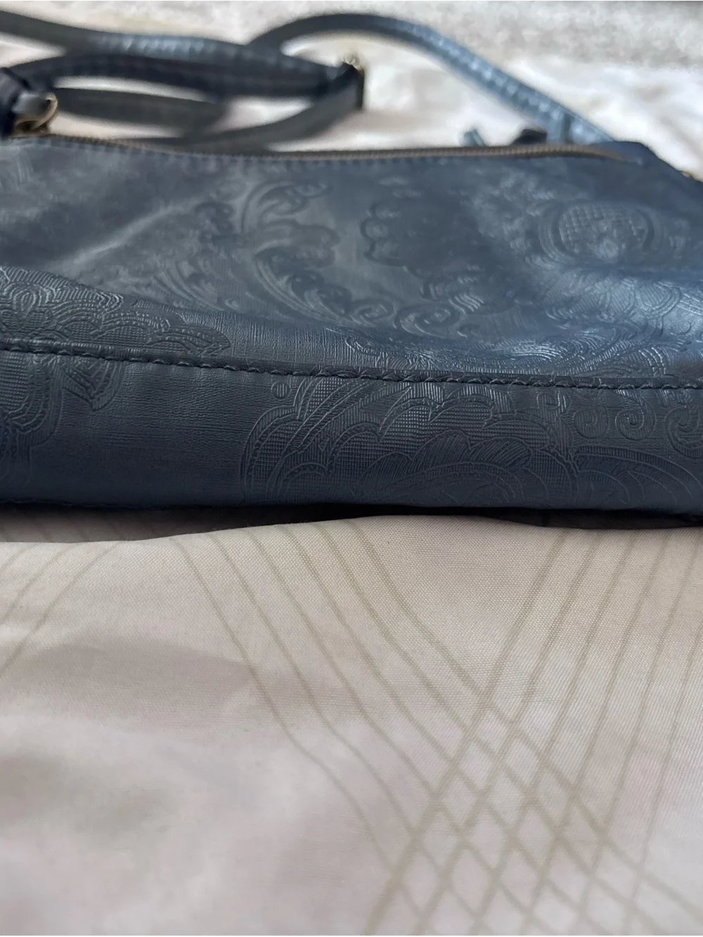Stone Mountain Accessories Slate Blue Crossbody with Tassel Zips